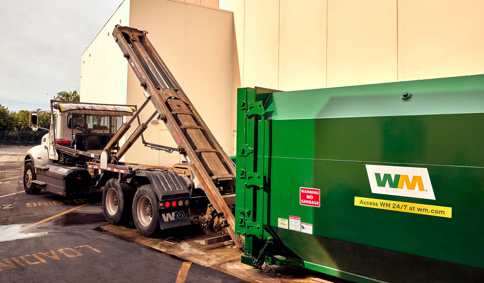 Commercial & Industrial Waste Compactors