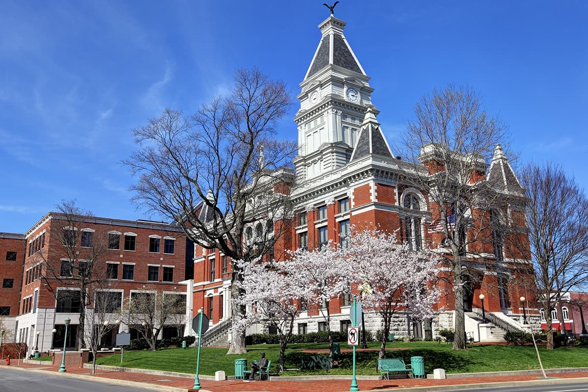 Montgomery County Courthouse in Clarksville, Tennessee. WM provides trash and dumpster services to the Clarksville area.